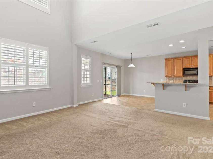 16513 Kettlewell Lane, Charlotte, NC 28277.  MLS# CAR4279757, YatesRealty ID 27421. 