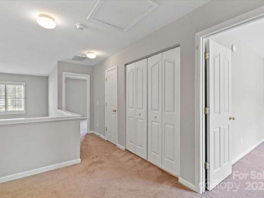 16513 Kettlewell Lane, Charlotte, NC 28277.  MLS# CAR4279757, YatesRealty ID 27421. 