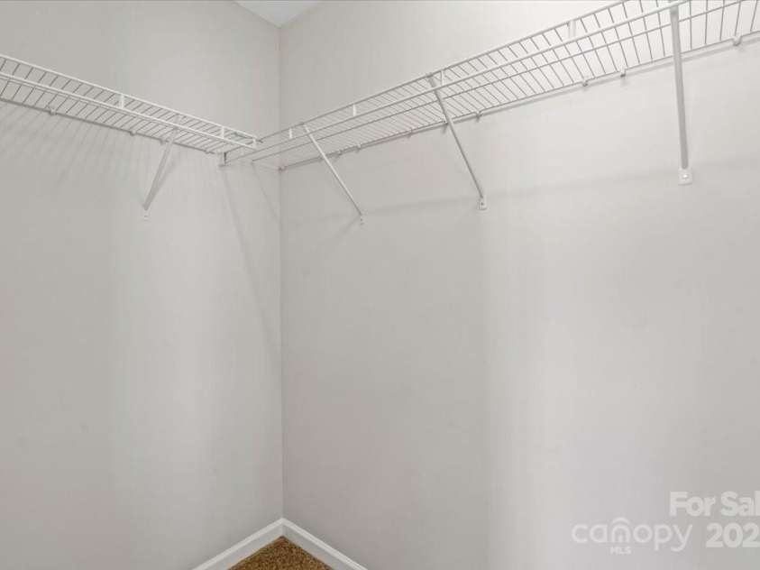 16513 Kettlewell Lane, Charlotte, NC 28277.  MLS# CAR4279757, YatesRealty ID 27421. 