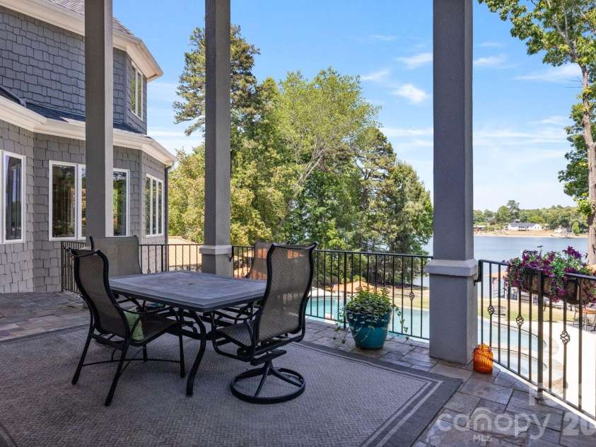 4828 Burton Lane, Denver, NC 28037.  MLS# CAR4385102, YatesRealty ID 27423. 