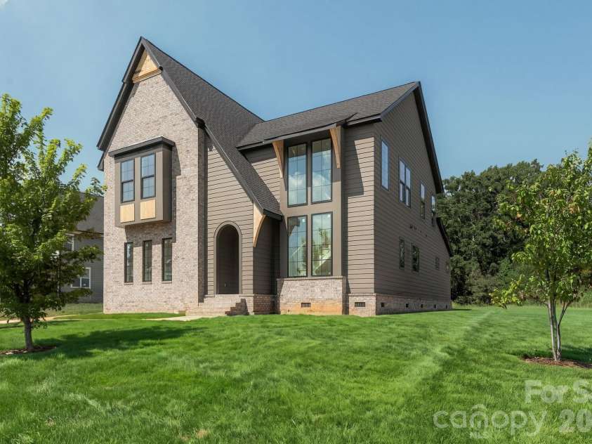 3759 Old Village Drive, Maiden, NC 28650.  MLS# CAR4421613, YatesRealty ID 27424. 