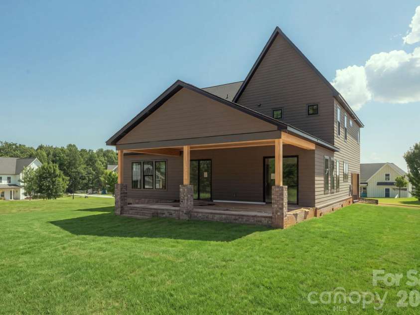 3759 Old Village Drive, Maiden, NC 28650.  MLS# CAR4421613, YatesRealty ID 27424. 