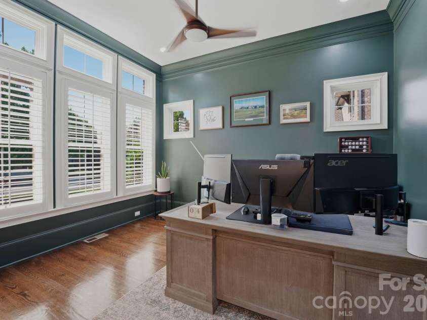 221 Glenmoor Drive, Waxhaw, NC 28173.  MLS# CAR4385610, YatesRealty ID 27425. 