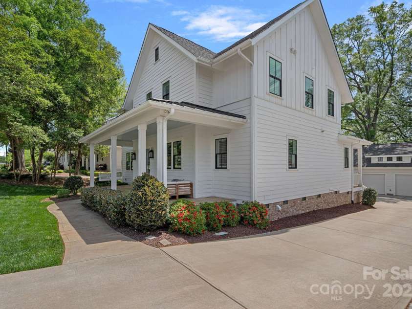 309 Catawba Avenue, Davidson, NC 28036.  MLS# CAR4249657, YatesRealty ID 27428. 