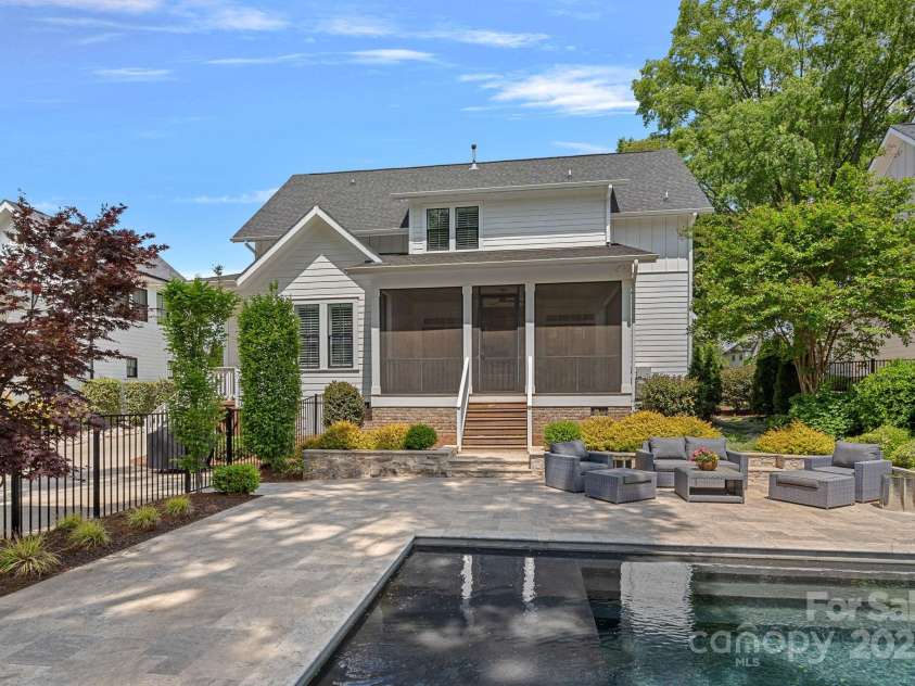 309 Catawba Avenue, Davidson, NC 28036.  MLS# CAR4249657, YatesRealty ID 27428. 
