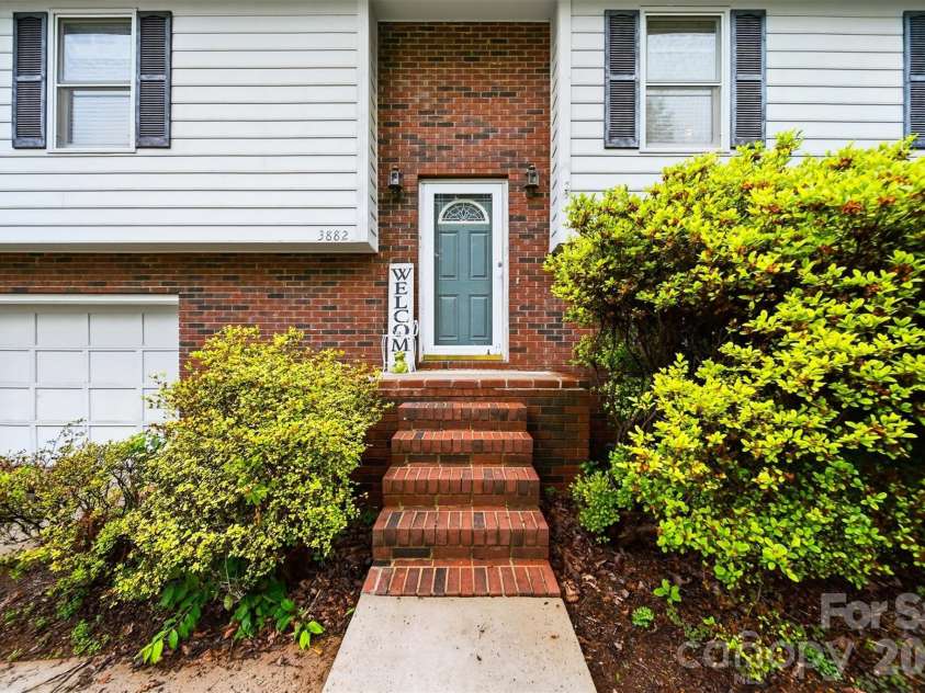 3882 Shadowood Drive, Morganton, NC 28655.  MLS# CAR4344277, YatesRealty ID 27428. 