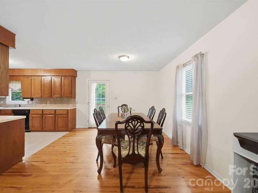 3882 Shadowood Drive, Morganton, NC 28655.  MLS# CAR4344277, YatesRealty ID 27428. 