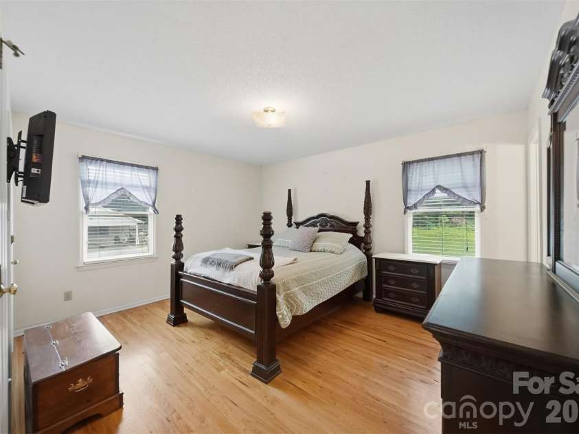 3882 Shadowood Drive, Morganton, NC 28655.  MLS# CAR4344277, YatesRealty ID 27428. 