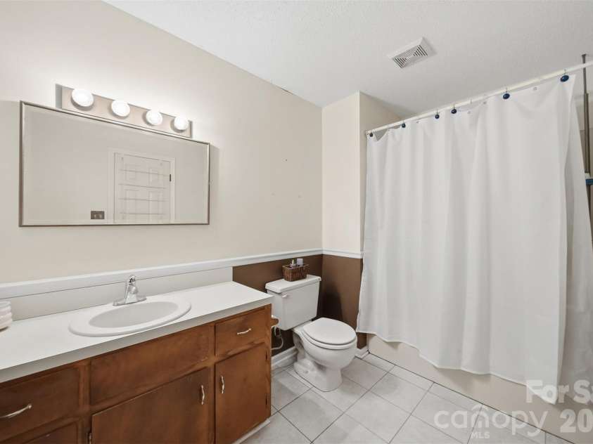 3882 Shadowood Drive, Morganton, NC 28655.  MLS# CAR4344277, YatesRealty ID 27428. 