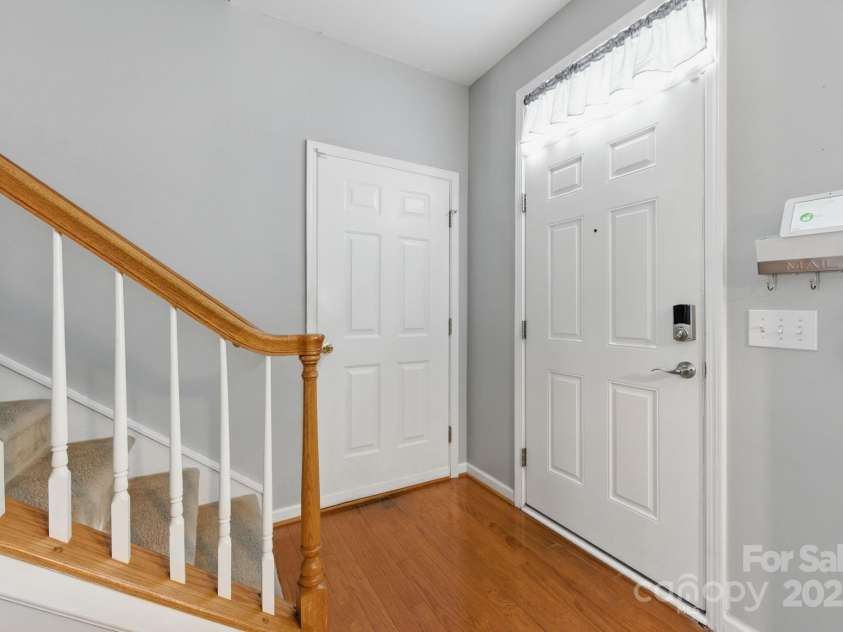 158 Snead Road, Fort Mill, SC 29715.  MLS# CAR4267677, YatesRealty ID 27429. Entryway