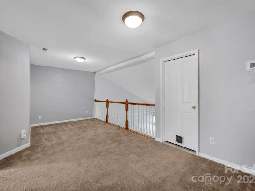 158 Snead Road, Fort Mill, SC 29715.  MLS# CAR4267677, YatesRealty ID 27429. Huge Loft!