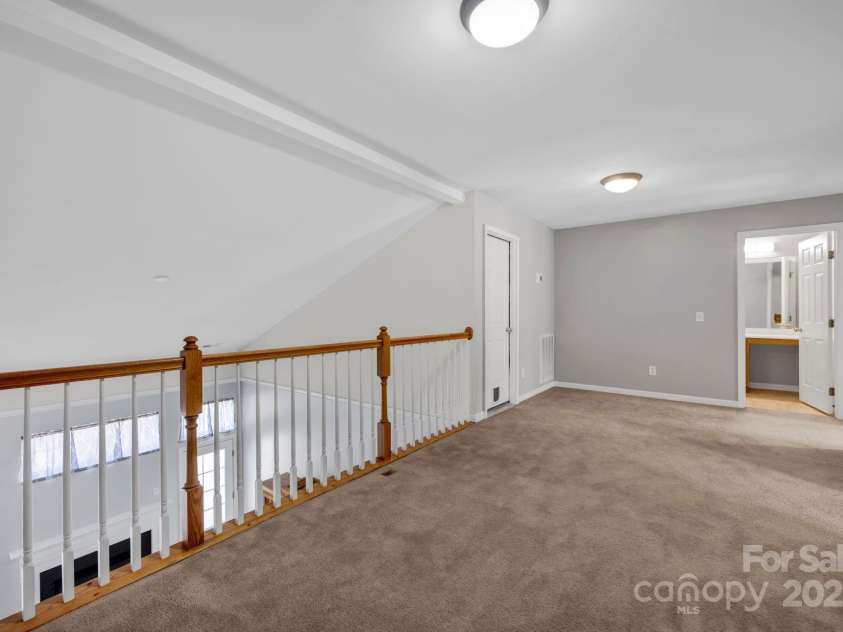 158 Snead Road, Fort Mill, SC 29715.  MLS# CAR4267677, YatesRealty ID 27429. Huge Loft!