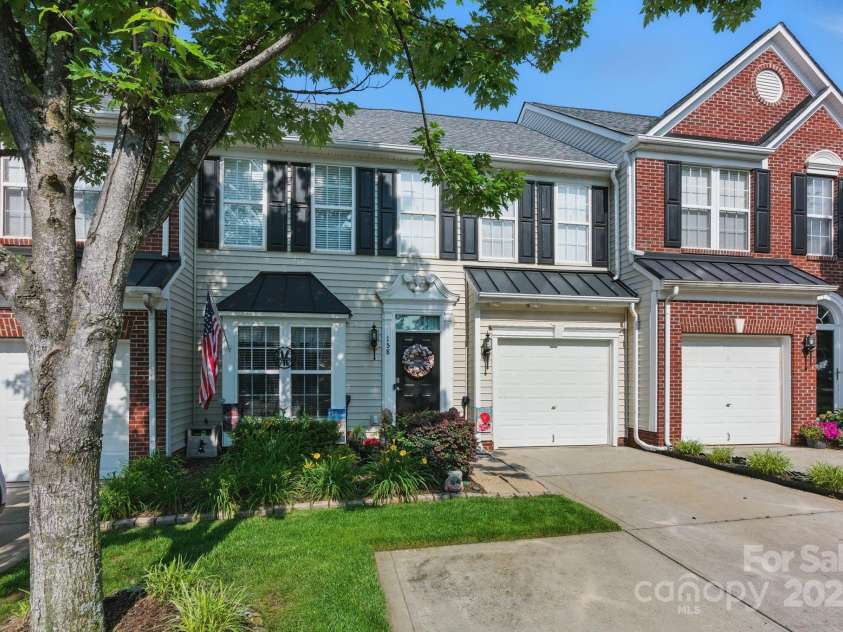 158 Snead Road, Fort Mill, SC 29715.  MLS# CAR4267677, YatesRealty ID 27429. Welcome Home to 158 Snead Drive!