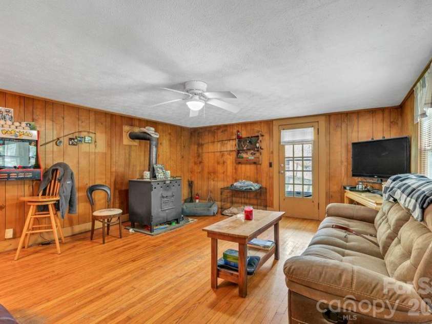 1068 Laurel Branch Road, Vilas, NC 28692.  MLS# CAR4340421, YatesRealty ID 2743. 