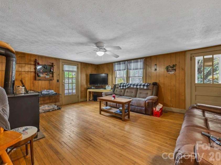 1068 Laurel Branch Road, Vilas, NC 28692.  MLS# CAR4340421, YatesRealty ID 2743. 