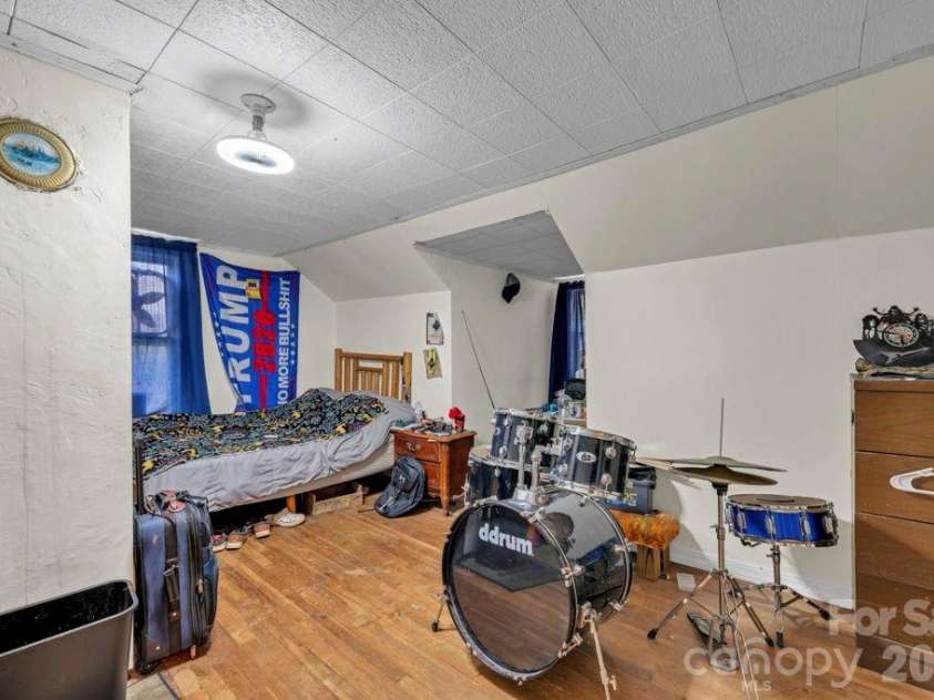 1068 Laurel Branch Road, Vilas, NC 28692.  MLS# CAR4340421, YatesRealty ID 2743. 