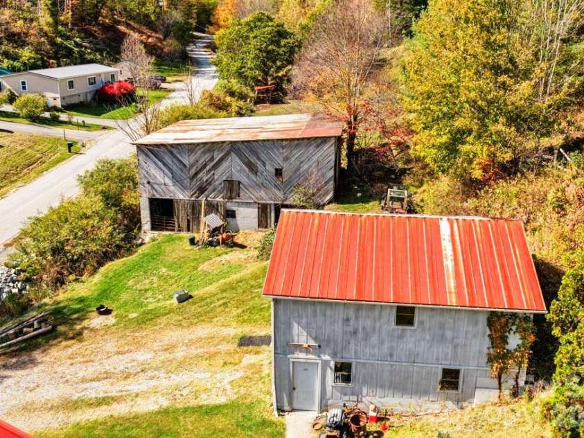 1068 Laurel Branch Road, Vilas, NC 28692.  MLS# CAR4340421, YatesRealty ID 2743. 