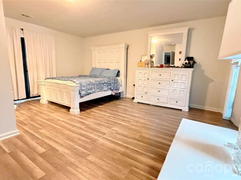 934 Chestnut Street, Gastonia, NC 28054.  MLS# CAR4343850, YatesRealty ID 2743. 