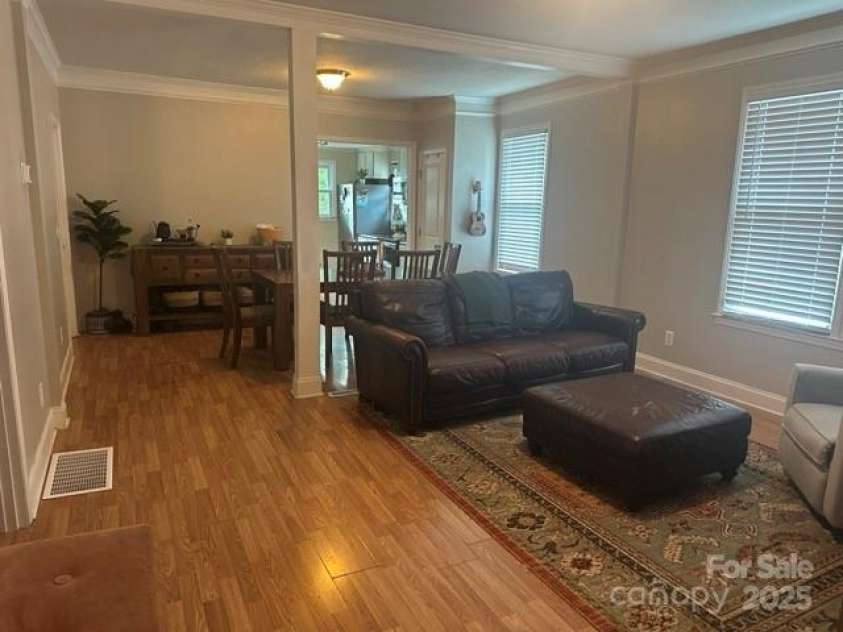 43 Douglas Avenue, Concord, NC 28025.  MLS# CAR4283560, YatesRealty ID 27431. 