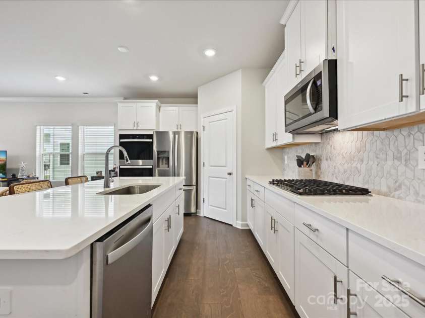 835 Windage Way, Pineville, NC 28134.  MLS# CAR4272413, YatesRealty ID 27432. 