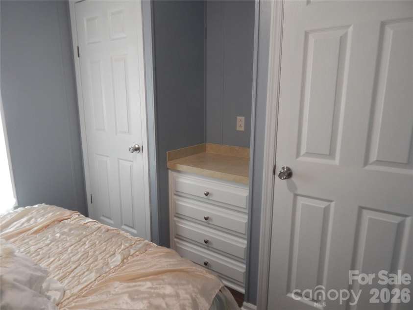 219 Pike Point, Waynesville, NC 28785.  MLS# CAR4388251, YatesRealty ID 27433. 