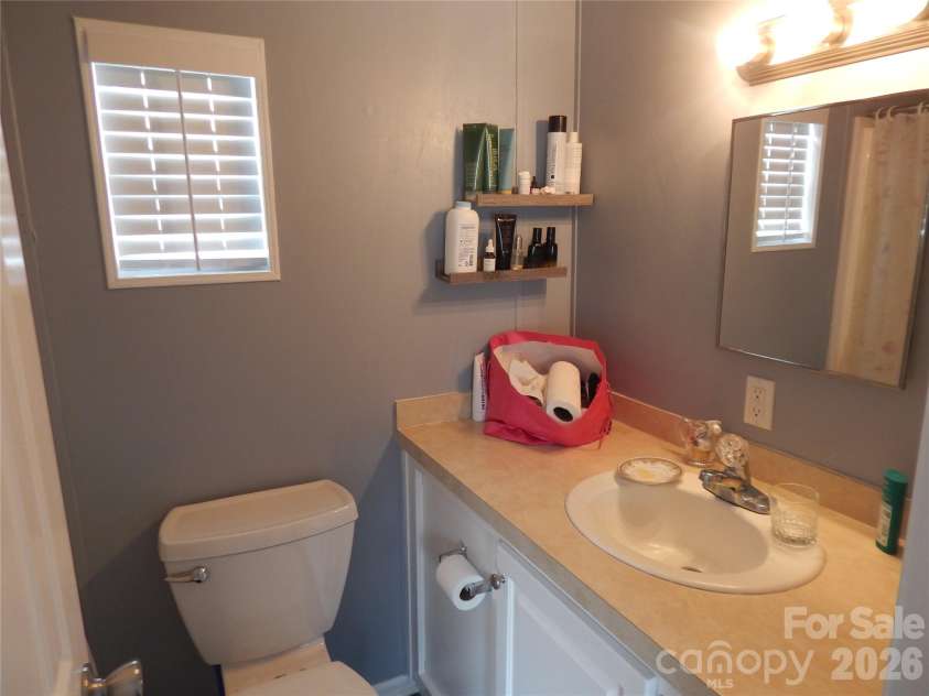 219 Pike Point, Waynesville, NC 28785.  MLS# CAR4388251, YatesRealty ID 27433. 