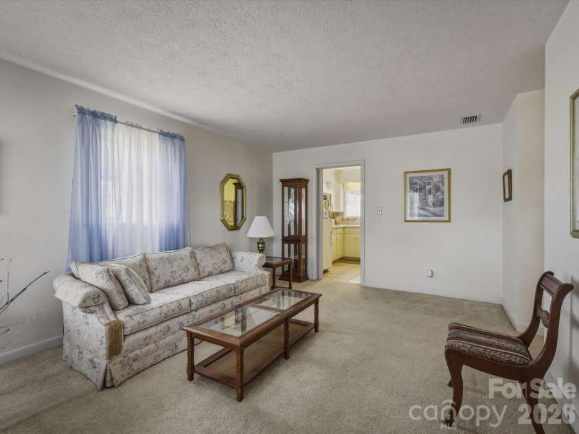 132 Starmount Circle, Morganton, NC 28655.  MLS# CAR4385907, YatesRealty ID 27436. 