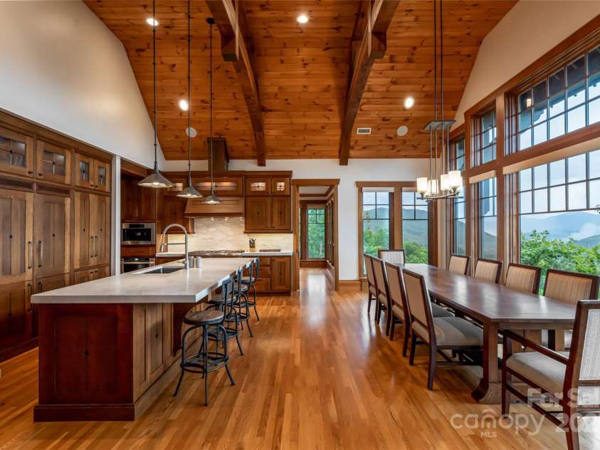 14 Clear Fork Lane, Fairview, NC 28730.  MLS# CAR4281074, YatesRealty ID 27436. 