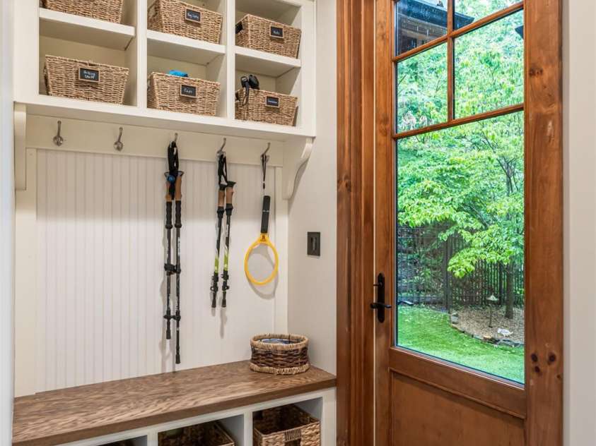 14 Clear Fork Lane, Fairview, NC 28730.  MLS# CAR4281074, YatesRealty ID 27436. 
