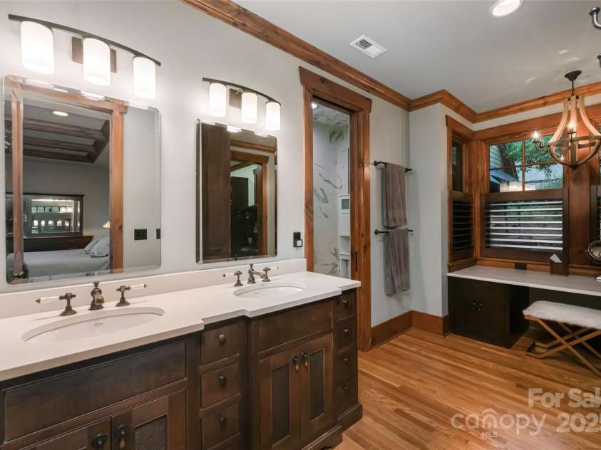 14 Clear Fork Lane, Fairview, NC 28730.  MLS# CAR4281074, YatesRealty ID 27436. 