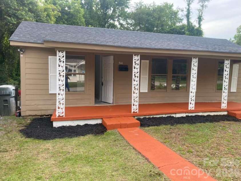514 Bynum Avenue, Rock Hill, SC 29732.  MLS# CAR4388088, YatesRealty ID 27439. 