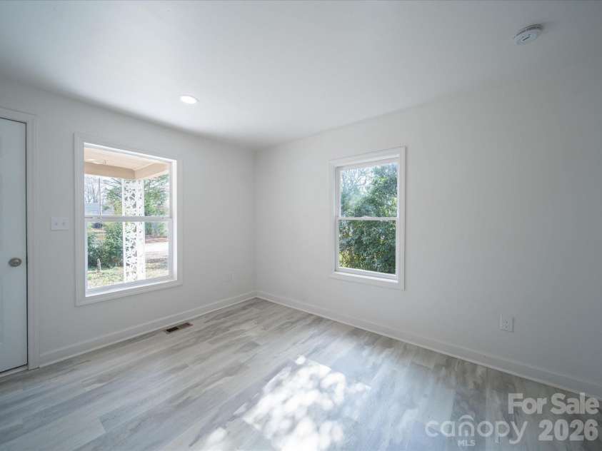 514 Bynum Avenue, Rock Hill, SC 29732.  MLS# CAR4388088, YatesRealty ID 27439. 