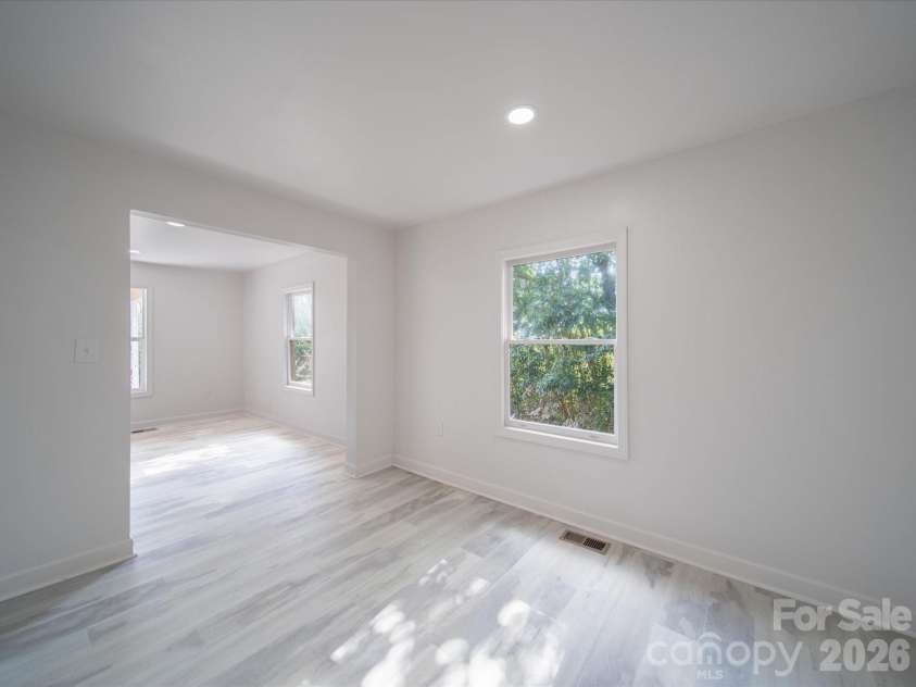 514 Bynum Avenue, Rock Hill, SC 29732.  MLS# CAR4388088, YatesRealty ID 27439. 