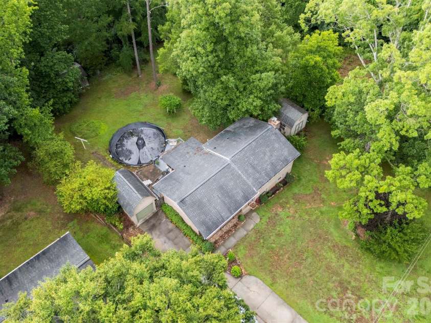 102 Stacybrook Drive, Concord, NC 28025.  MLS# CAR4387107, YatesRealty ID 27440. 