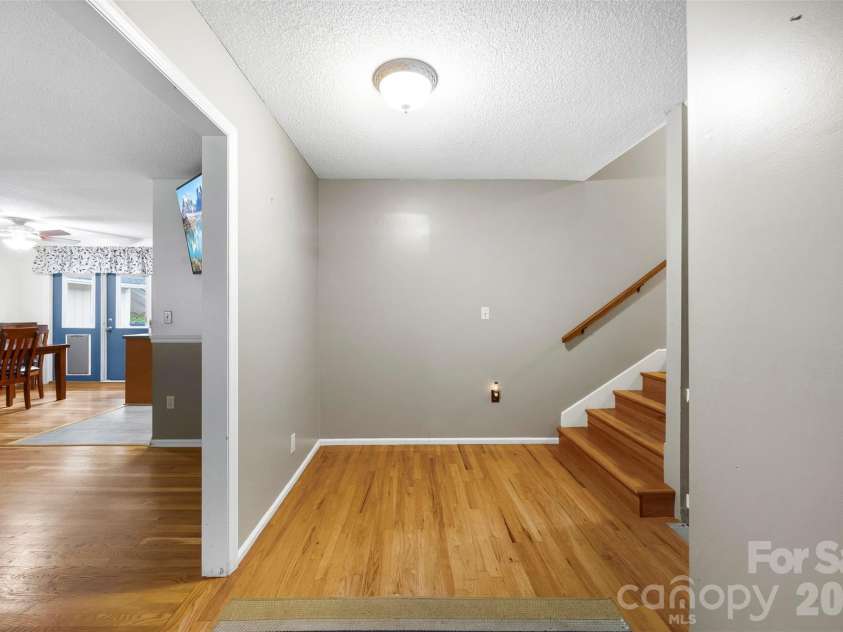 102 Stacybrook Drive, Concord, NC 28025.  MLS# CAR4387107, YatesRealty ID 27440. 