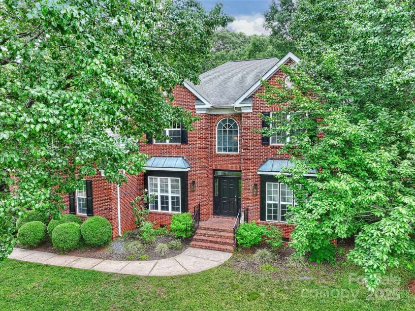 20812 Decora Drive, Cornelius, NC 28031.  MLS# CAR4258936, YatesRealty ID 27440. 