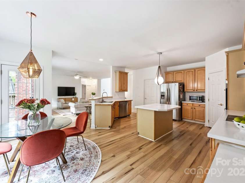 20812 Decora Drive, Cornelius, NC 28031.  MLS# CAR4258936, YatesRealty ID 27440. 