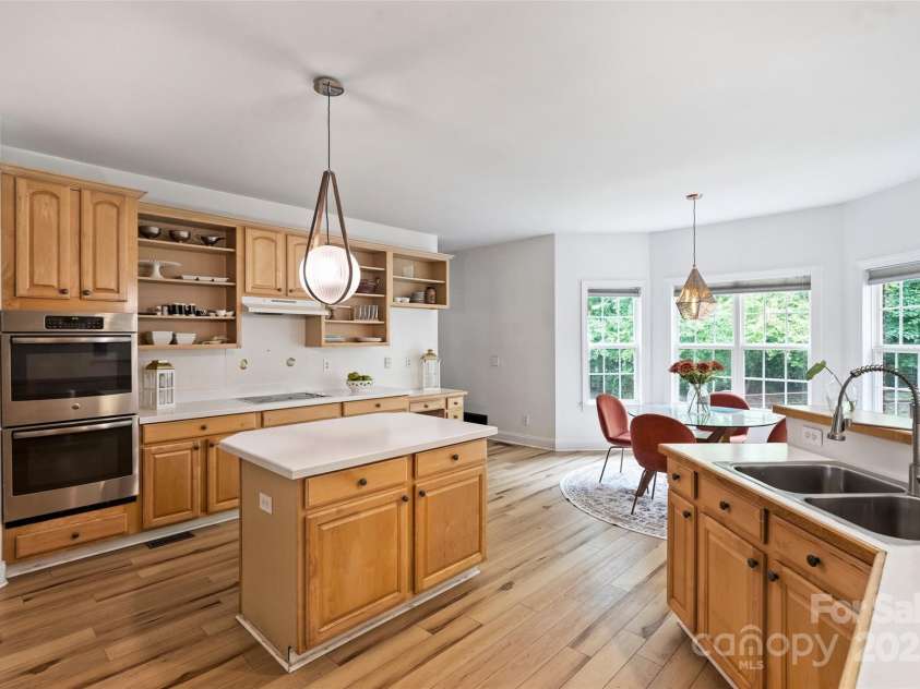 20812 Decora Drive, Cornelius, NC 28031.  MLS# CAR4258936, YatesRealty ID 27440. 