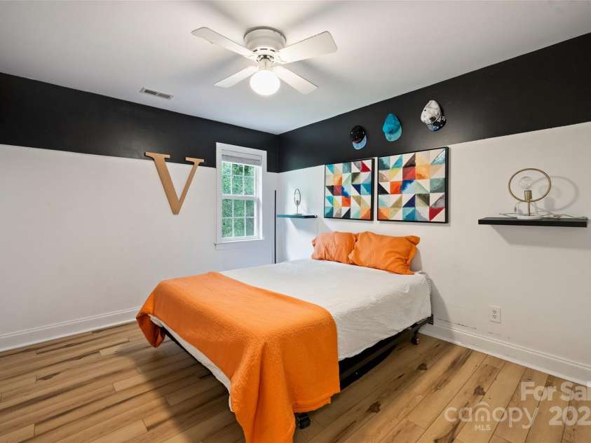 20812 Decora Drive, Cornelius, NC 28031.  MLS# CAR4258936, YatesRealty ID 27440. 