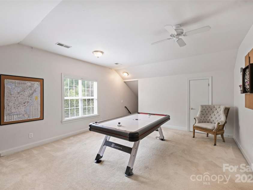 20812 Decora Drive, Cornelius, NC 28031.  MLS# CAR4258936, YatesRealty ID 27440. 