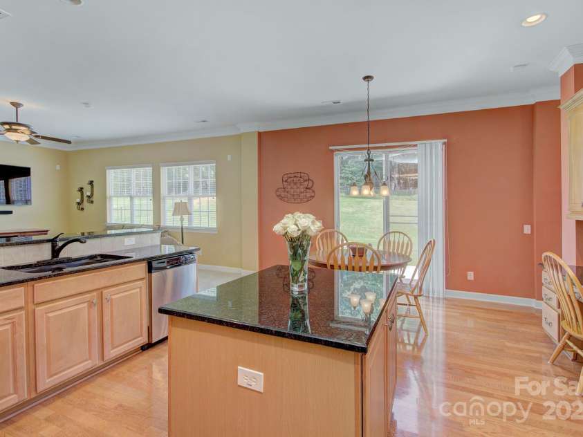 604 Palmerston Lane, Waxhaw, NC 28173.  MLS# CAR4268568, YatesRealty ID 27443. 