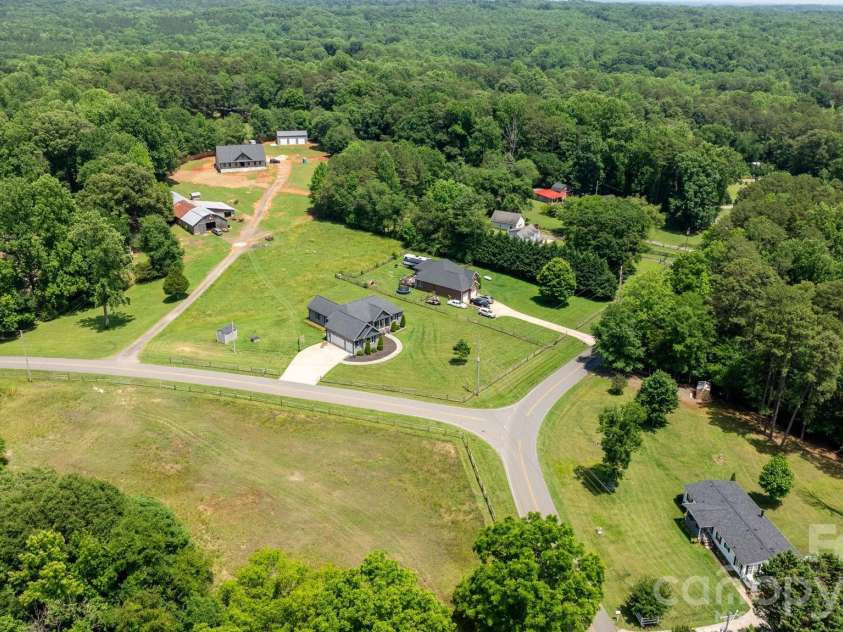 1100 Rainbow Drive, Mount Holly, NC 28120.  MLS# CAR4388731, YatesRealty ID 27444. 