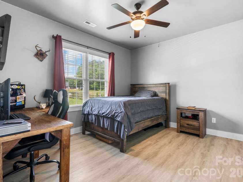 1100 Rainbow Drive, Mount Holly, NC 28120.  MLS# CAR4388731, YatesRealty ID 27444. Bedroom number 2