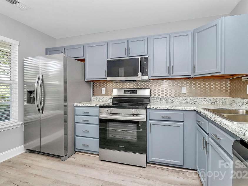 12315 Bluestem Lane, Charlotte, NC 28277.  MLS# CAR4281896, YatesRealty ID 27445. 