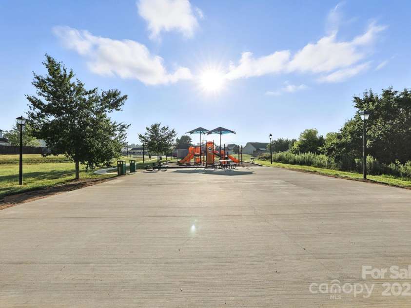 138 Black River Road, Fletcher, NC 28732.  MLS# CAR4282304, YatesRealty ID 27446. Community area