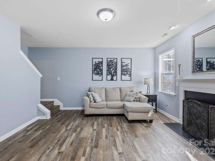 138 Black River Road, Fletcher, NC 28732.  MLS# CAR4282304, YatesRealty ID 27446. Living room