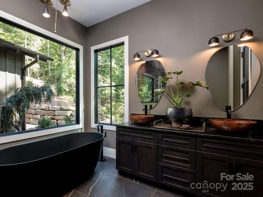 115 Rockbrook Overlook, Brevard, NC 28712.  MLS# CAR4281604, YatesRealty ID 27448. Forest views