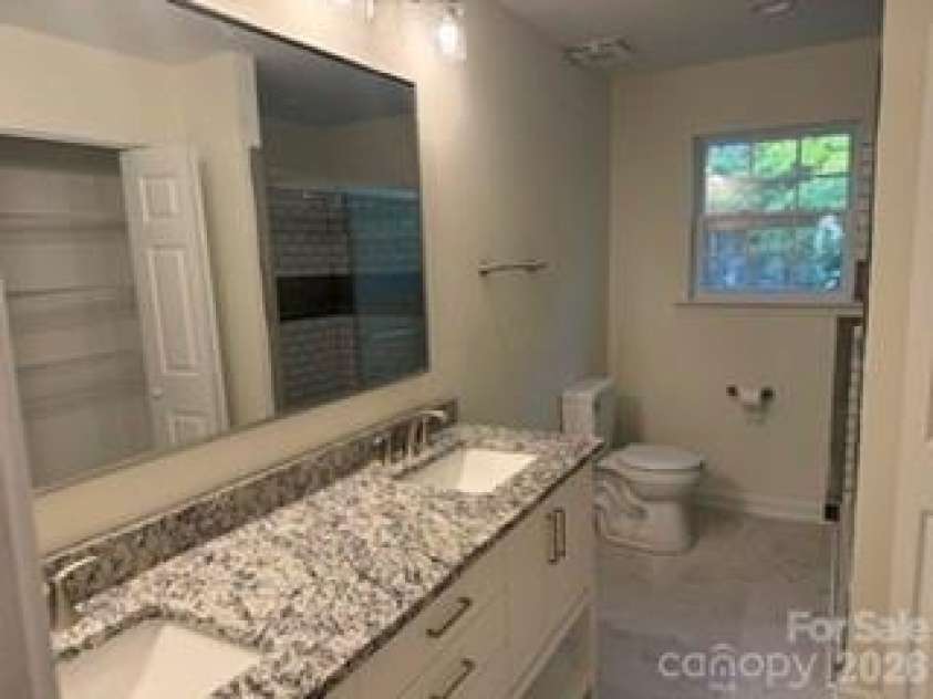 10615 Elm Bend Drive, Charlotte, NC 28273.  MLS# CAR4389205, YatesRealty ID 27449. 
