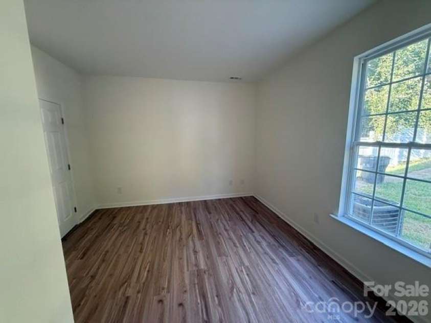10615 Elm Bend Drive, Charlotte, NC 28273.  MLS# CAR4389205, YatesRealty ID 27449. 