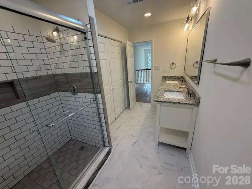 10615 Elm Bend Drive, Charlotte, NC 28273.  MLS# CAR4389205, YatesRealty ID 27449. 